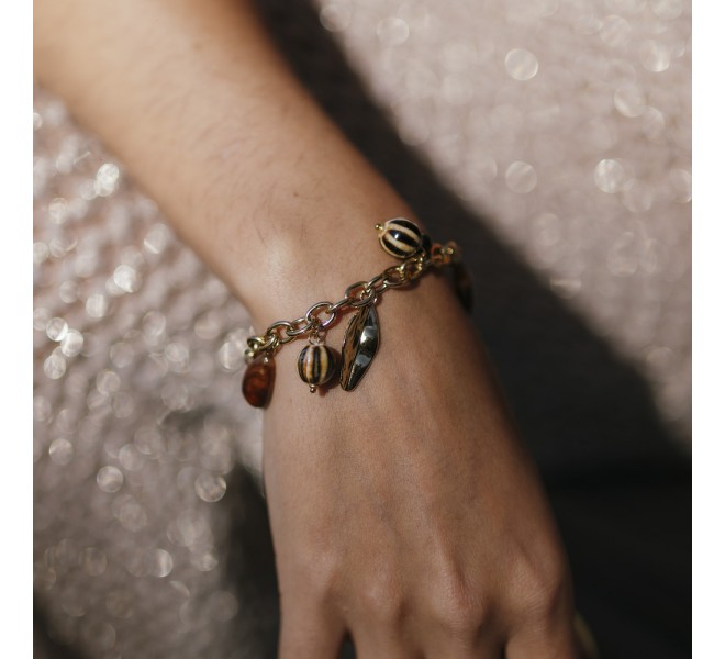 BRACELET CHARM