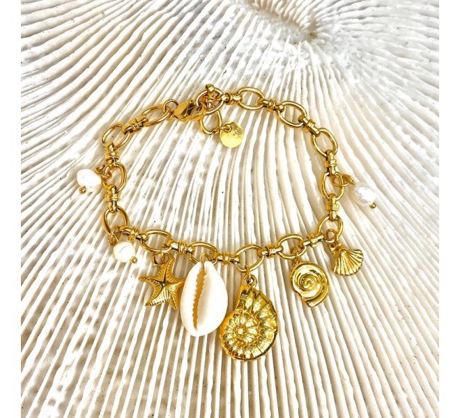 BRACELET CHARM