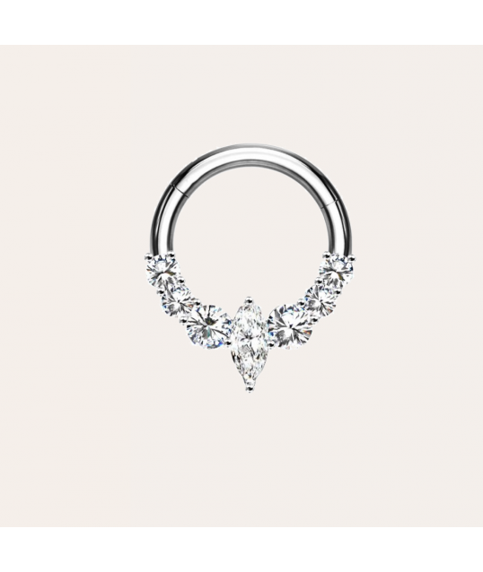 PIERCING D'OREILLE