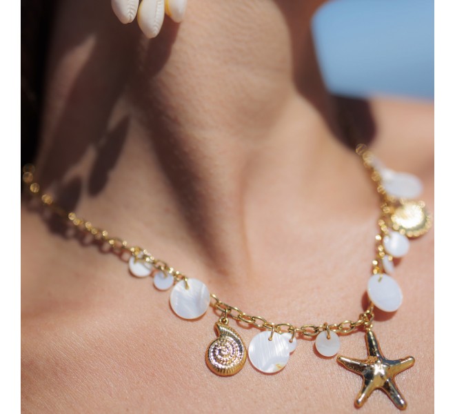 COLLIER CHARM SHELL BEACH