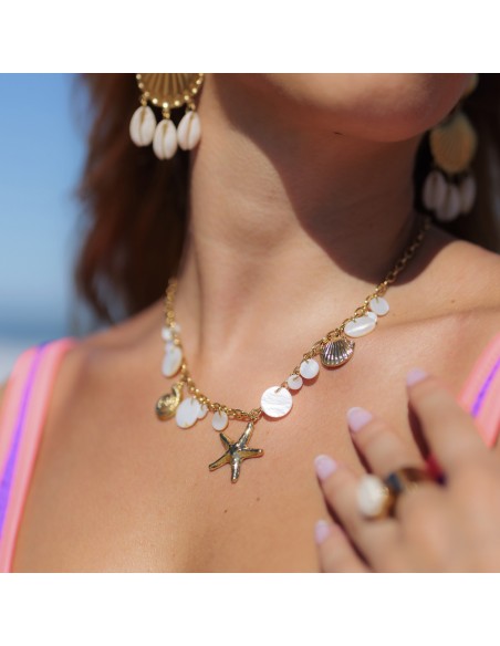 COLLIER CHARM SHELL BEACH